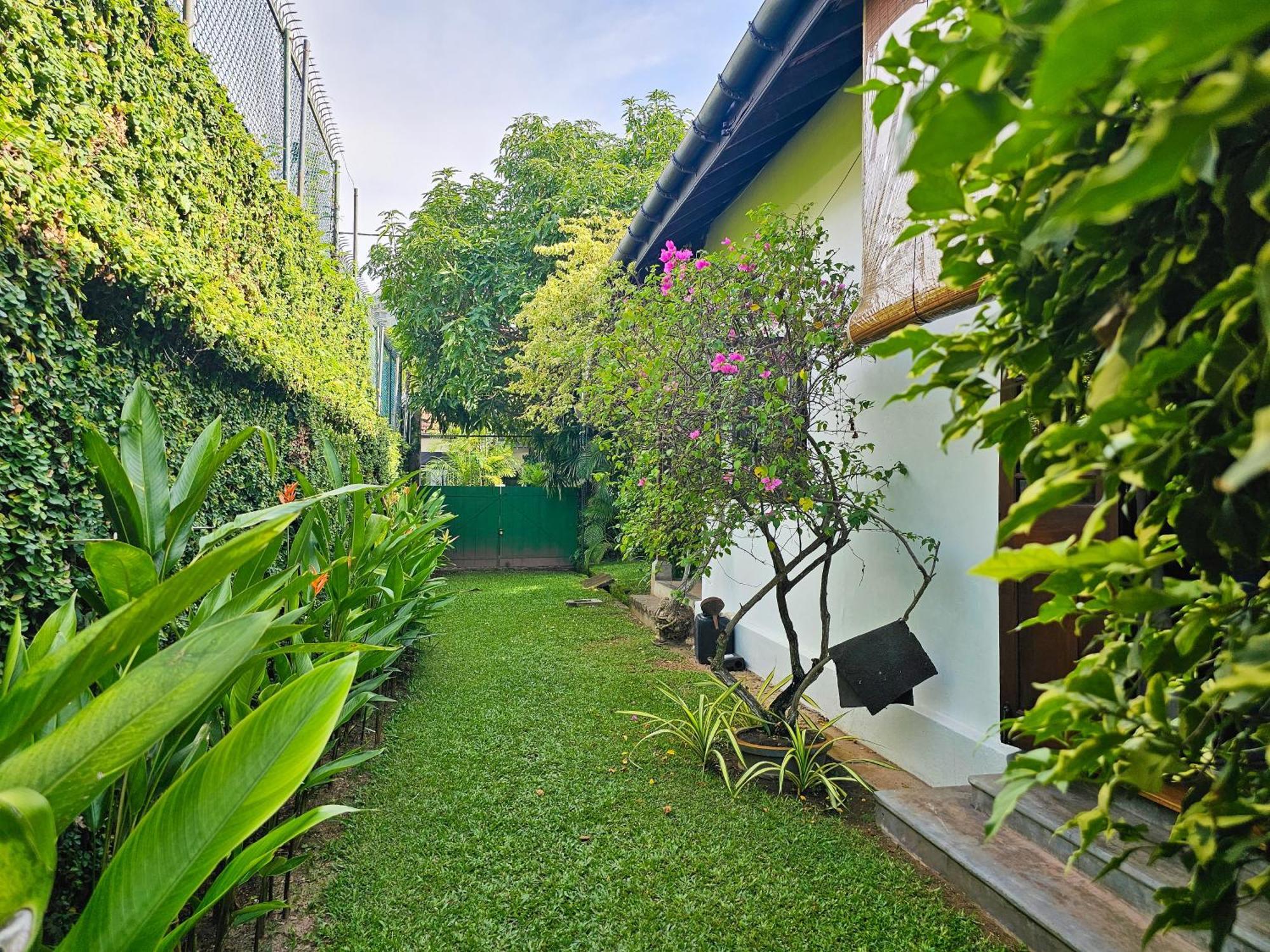 Havelock Place Bungalow Colombo Exteriör bild